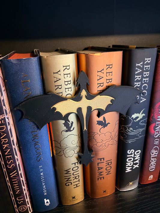 Peek-out sign dragon