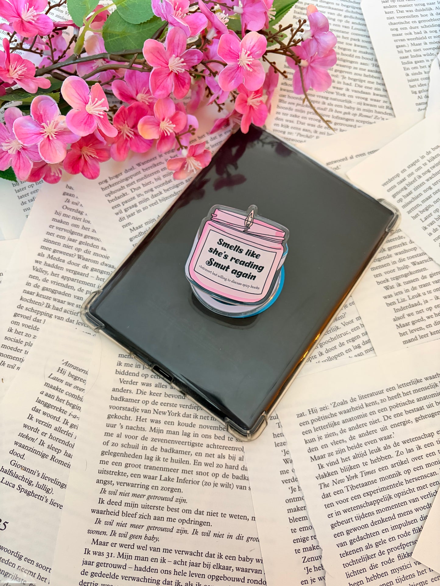E-Reader grip Smells like reading smut