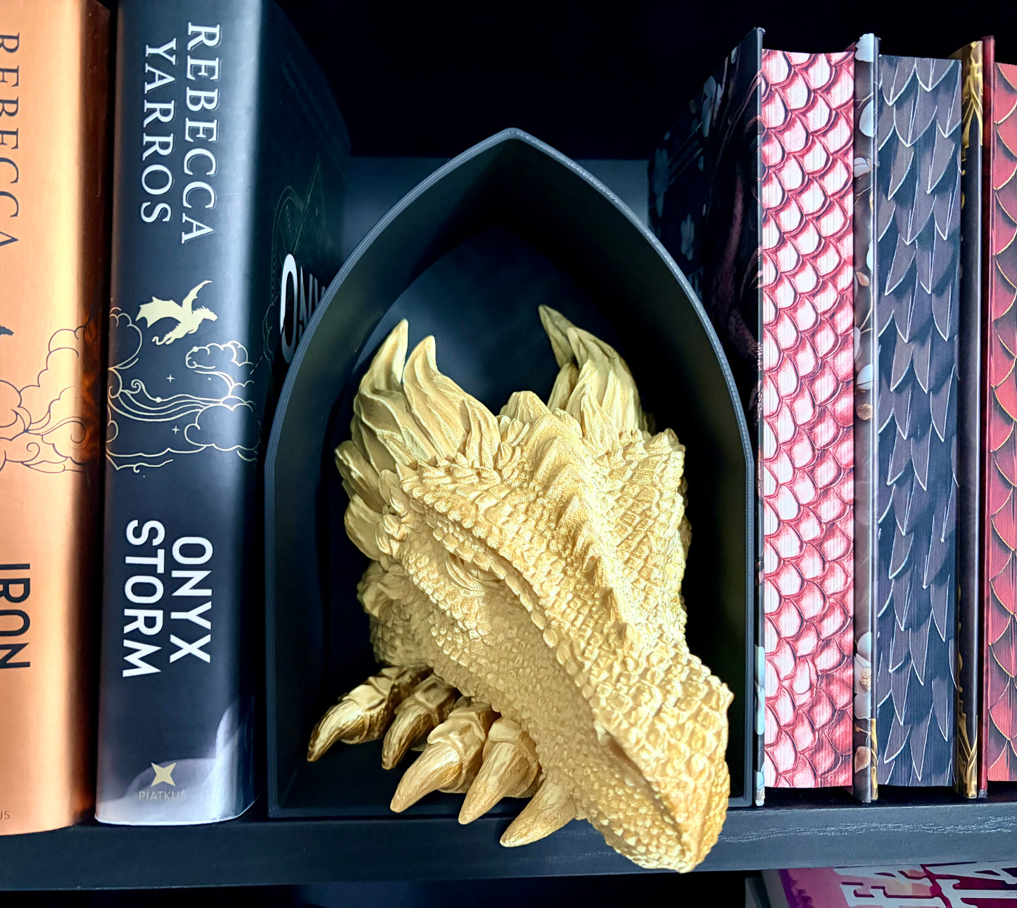 Golden dragon booknook