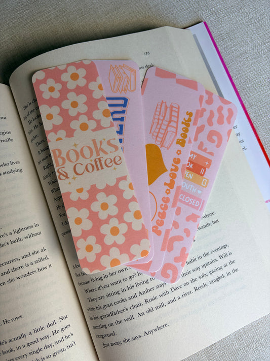 Peace love and books set